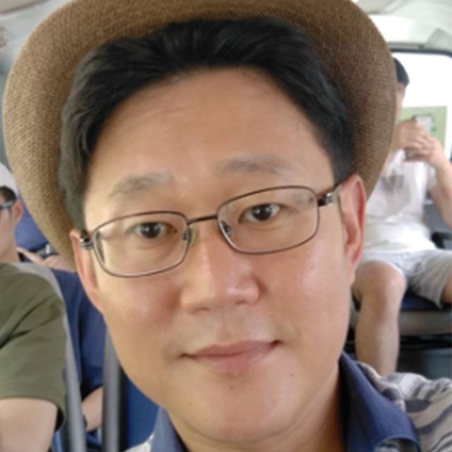 Henry Hong. Henry Hong.